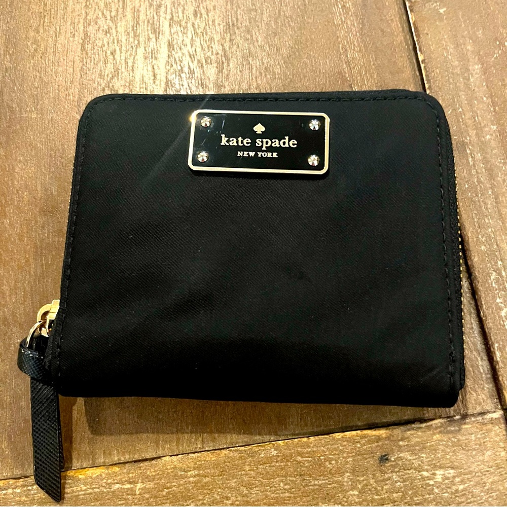 Adorable Kate Spade wallet